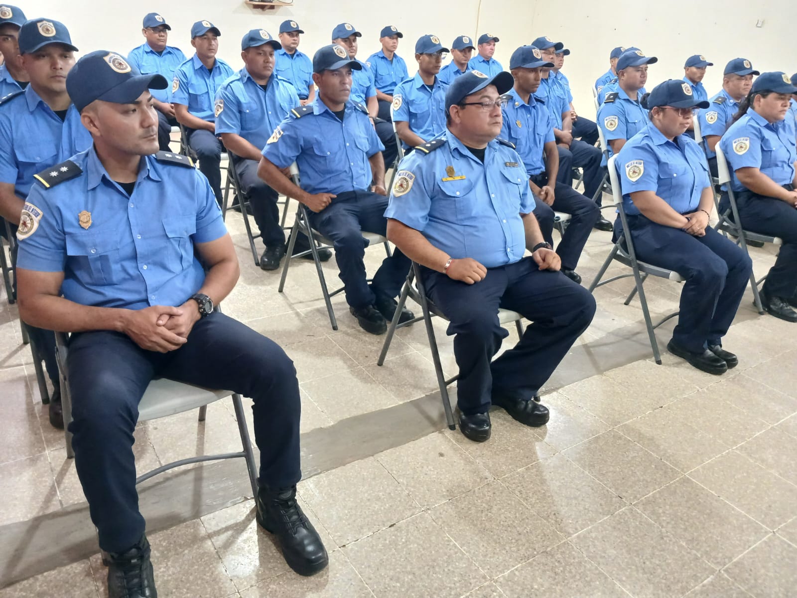 Bomberos Unidos capacitan en técnicas para determinar origen de incendios en Managua 