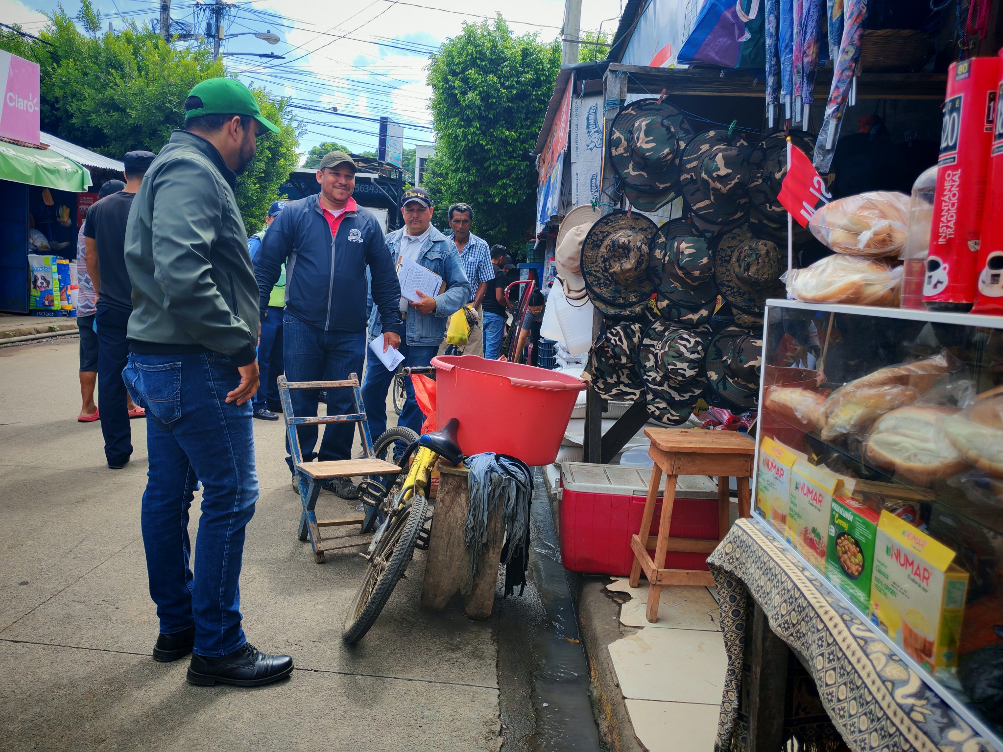 Alcaldía de San Juan del Sur se suma a la medida de despejar las aceras y vías de obstáculos