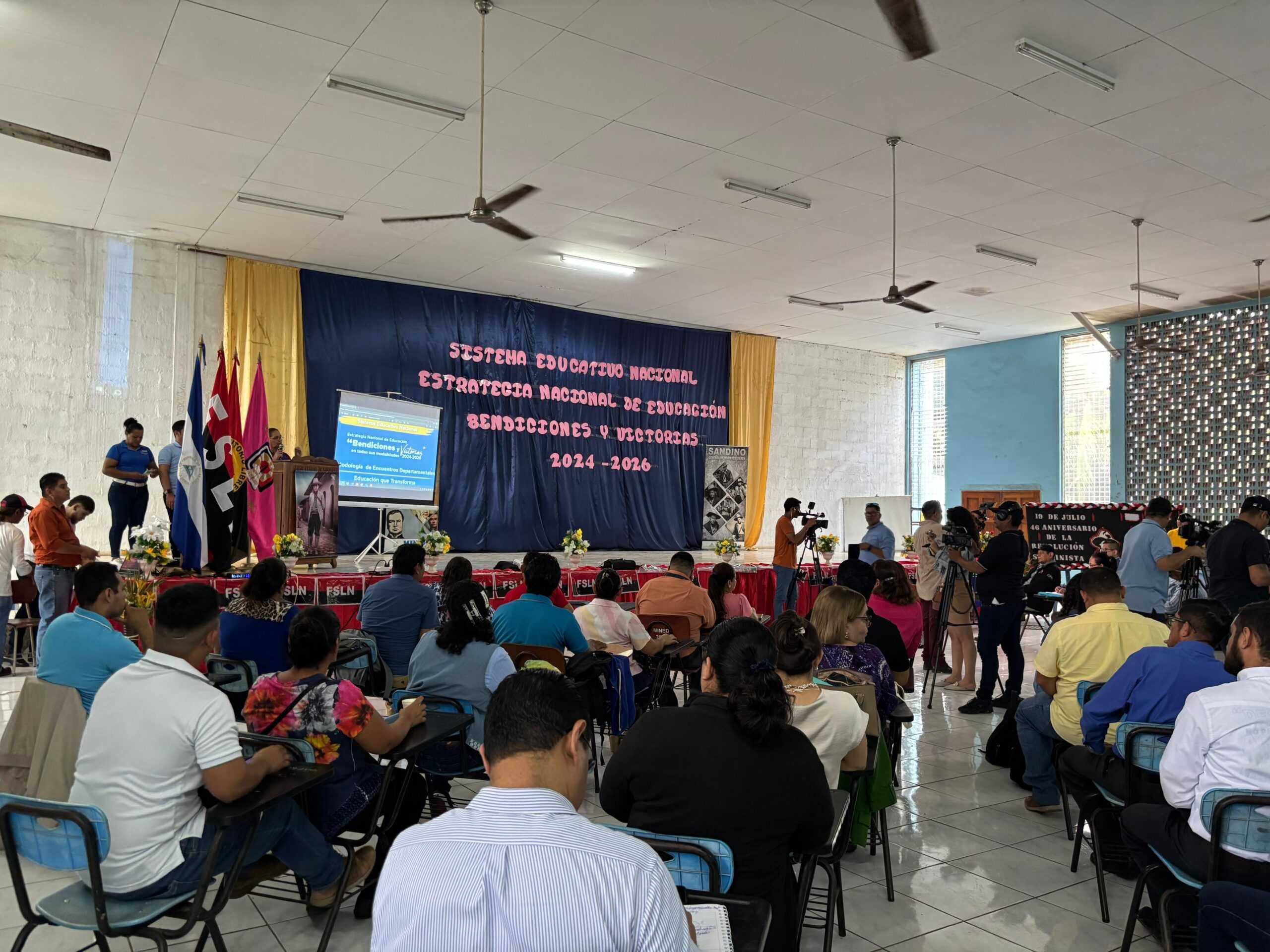 Comunidad educativa evalúa los ejes de la estrategia educativa nicaragüense