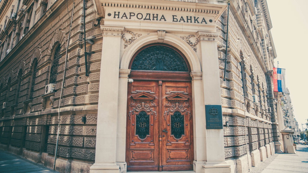 Este país será el primero de Europa oriental en almacenar su propio oro