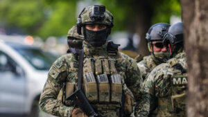 Descubren a los insólitos protagonistas de la 'narcoguerra' en Sinaloa