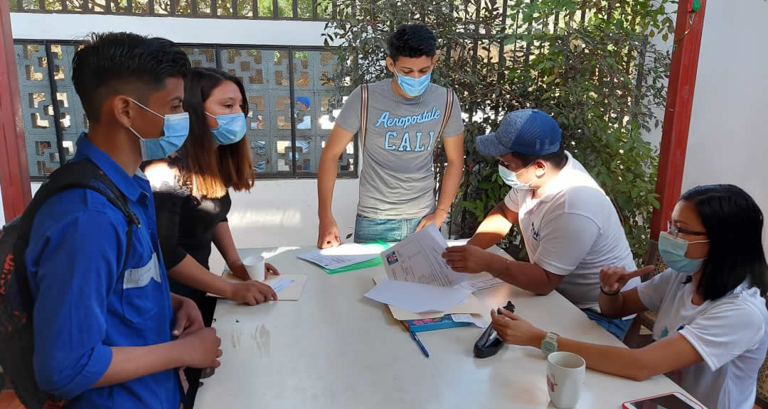 Más de 25 mil becas serán entregadas durante este segundo semestre en las 12 universidades públicas