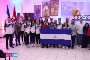 Autoridades nicaragüenses deportivas realizan abanderamiento a las selecciones de voleibol y goalball
