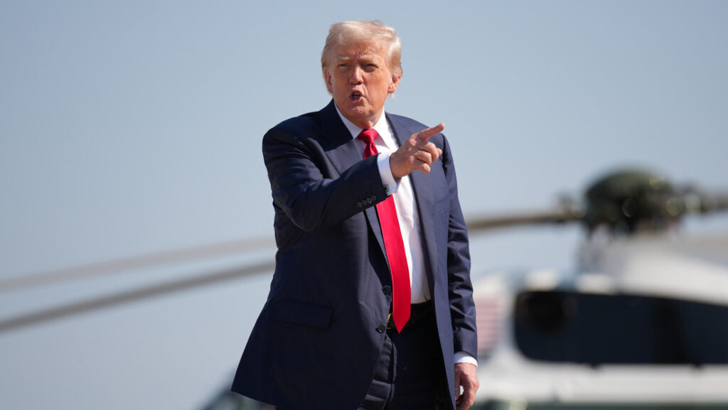 Trump da su visión sobre la posibilidad de una reunión trilateral con Putin y Zelenski