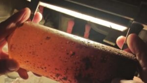 China fabrica el cristal para armas láser más grande del mundo