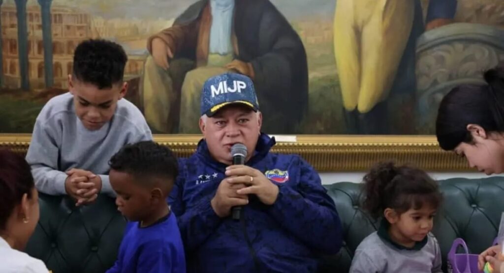 Llega a Venezuela un avión con 237 migrantes repatriados desde EE.UU