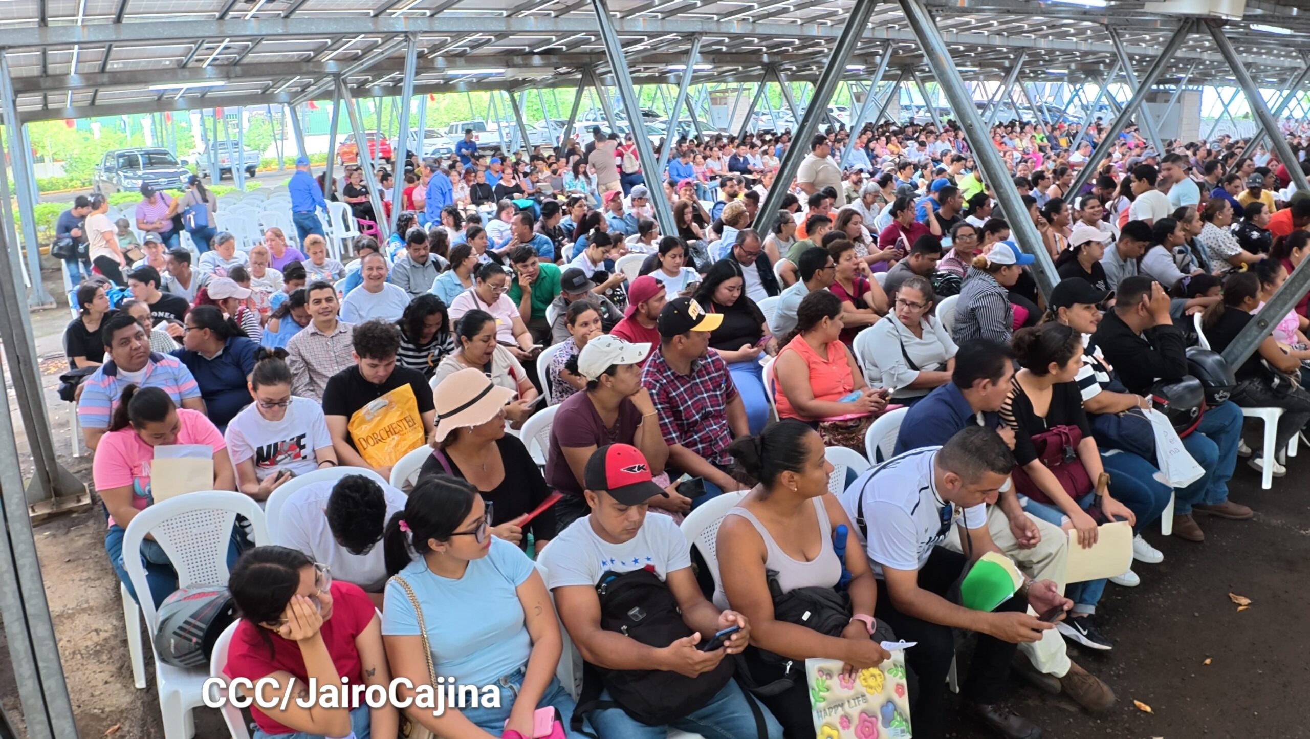 Miles de familias acuden a la Feria de la Vivienda Nuevas Victorias en Managua
