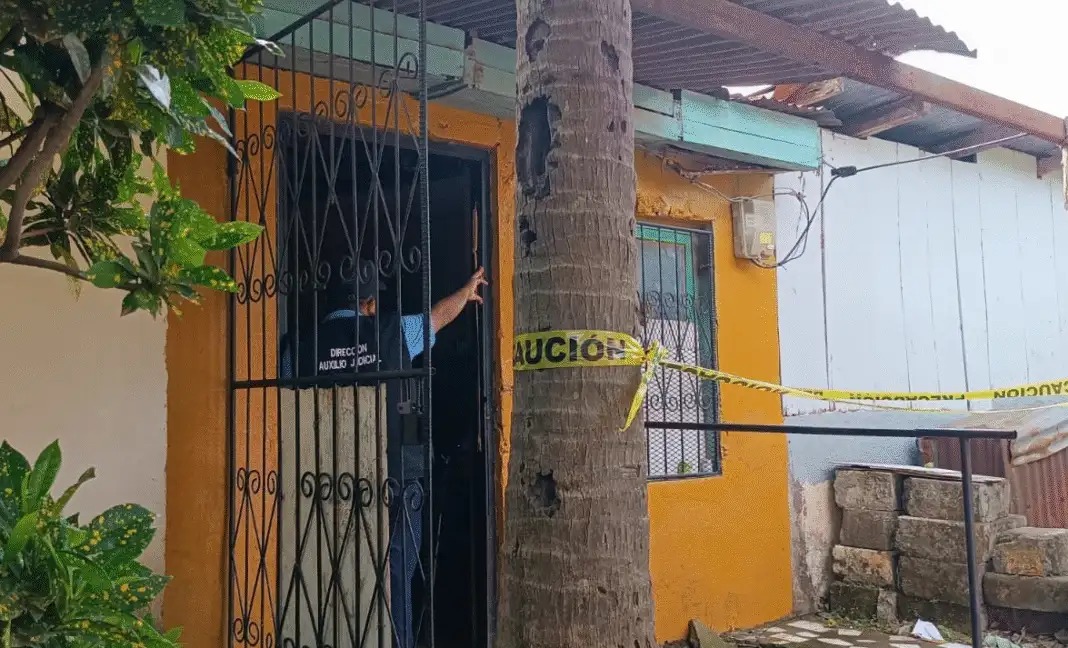 Anciano muere tras caerse en el baño de su casa en Diriamba