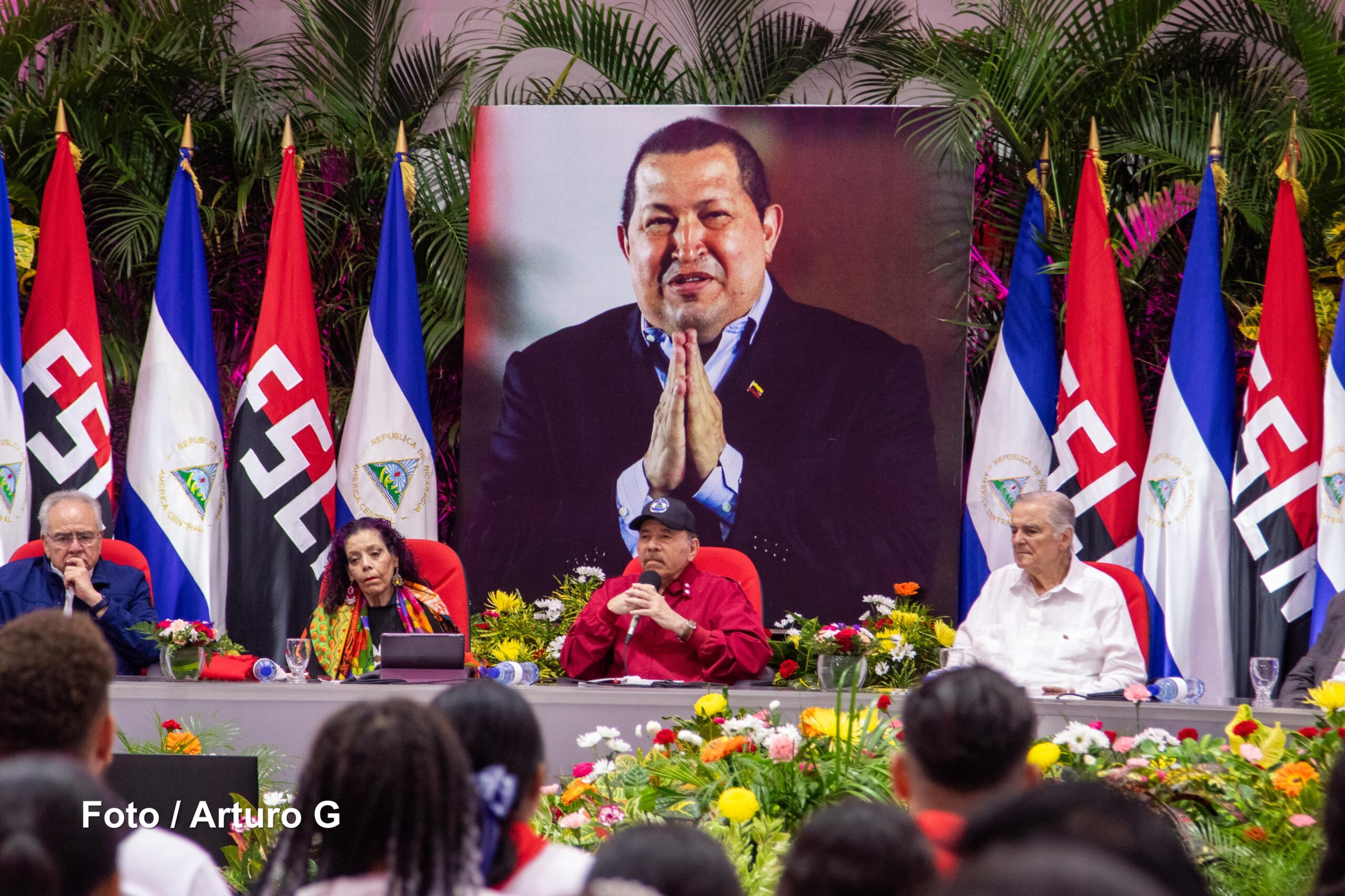 Comandante Daniel Ortega: Chávez hombre de profunda fe, valentía y amor por los pueblos oprimidos
