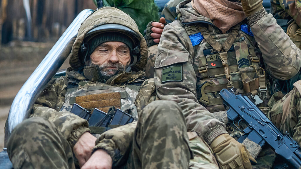 Zelenski extiende la edad de aptitud para el servicio militar hasta los 60 años