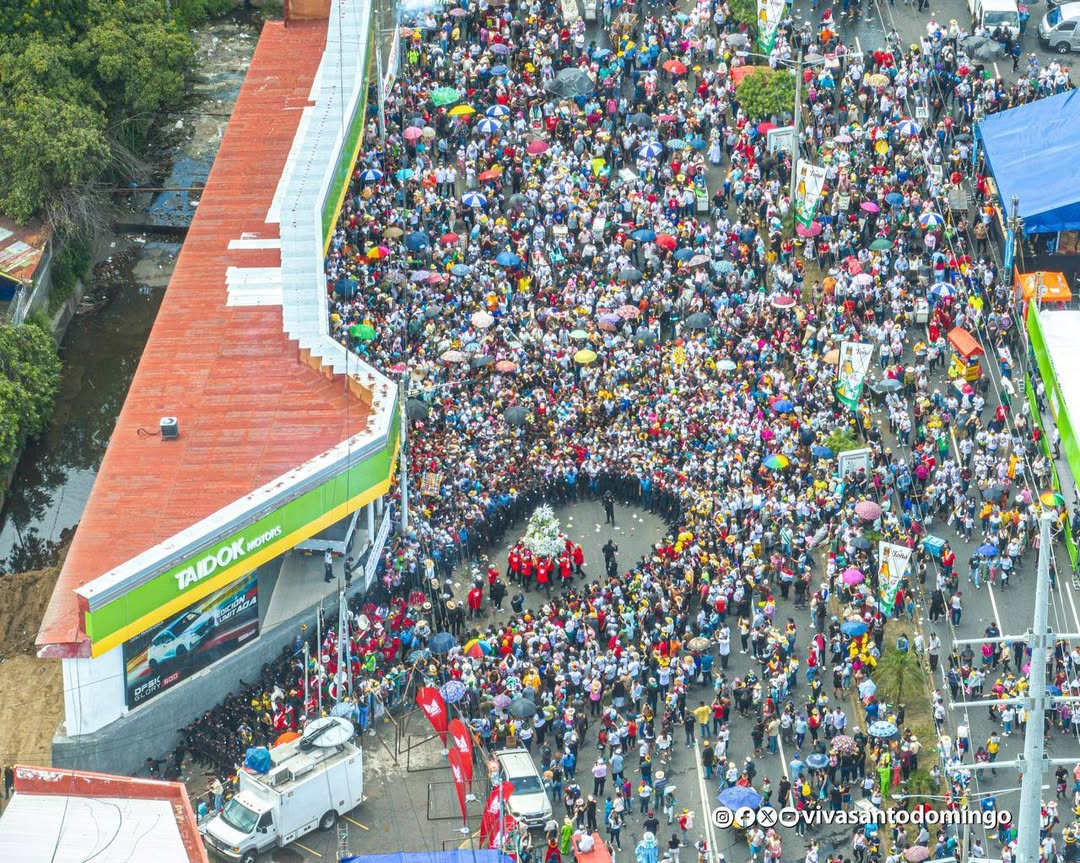 Mucha tradición y fervor religioso en llegada de  Santo Domingo a Managua
