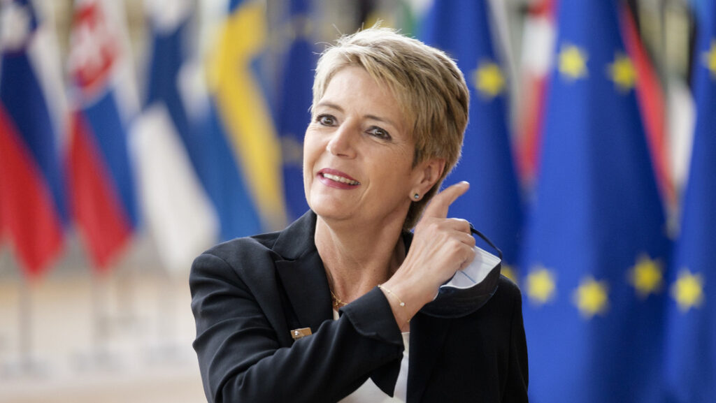 "Mayor fracaso": Revelan detalles de la "desastrosa" conversación de la presidenta suiza con Trump