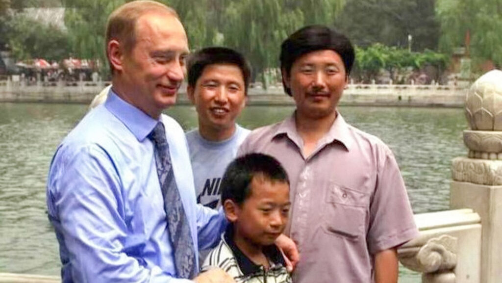 Hallan al niño chino que conoció a Putin hace 25 años en su primera visita a Pekín