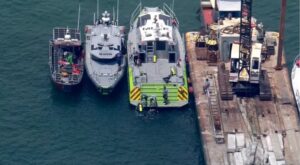 Muere una tercera niña tras colisión entre velero y barcaza en Miami