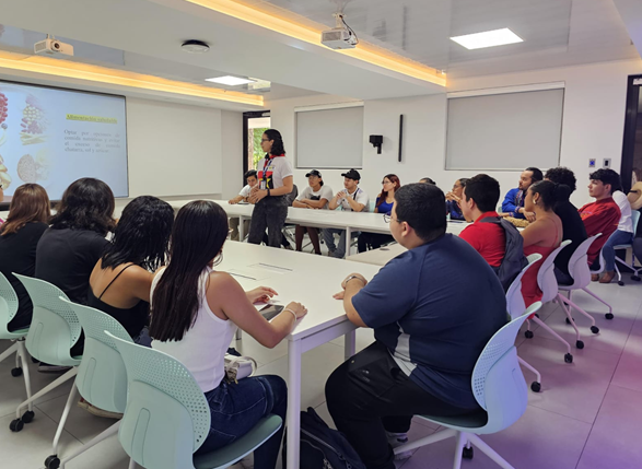 Gobierno inaugura nuevas aulas tecnológicas en la Universidad Nacional Politécnica