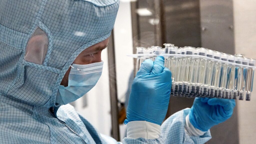 ¿Qué se sabe de las nuevas vacunas rusas contra el cáncer y cuándo las recibirán los primeros pacientes?