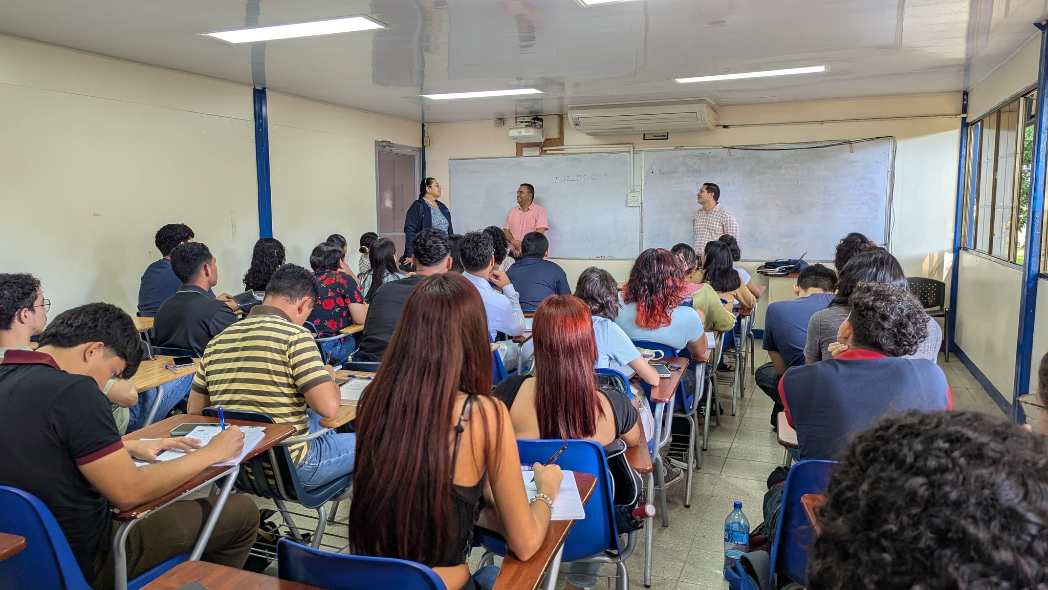 Estudiantes de universidades públicas inician su segundo semestre de clases
