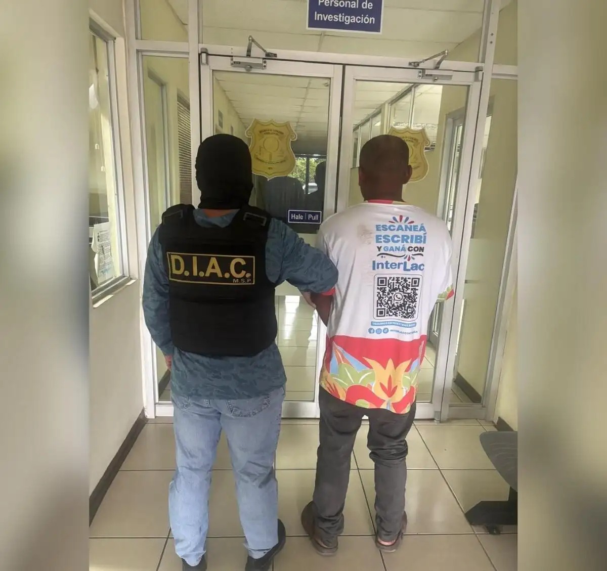 Nicaragüense es detenido por comercializar drogas en un parque de Costa Rica