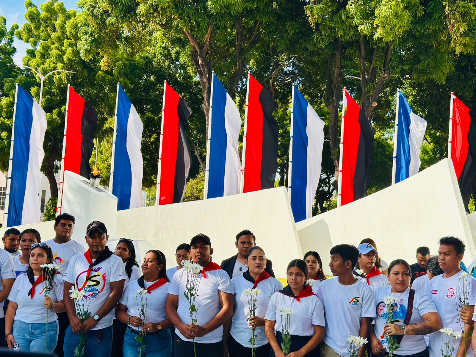 Juventud nicaragüense celebra legados de Tomás y Fidel