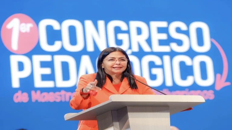 Delcy Rodríguez: “La obsesión de EEUU es convertir a naciones en pequeñas colonias”