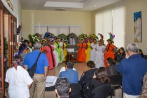 Alcaldía y Parlamento reconocen legado cultural a las nuevas generaciones de la folclorista Irene López