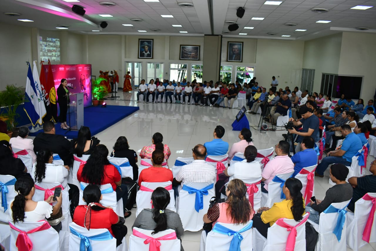Fortalecen Programa Aprender, Emprender y Prosperar para mejorar la educación en todas sus modalidades