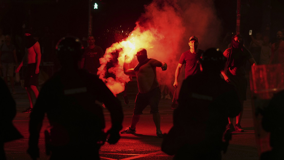 “Querían quemar a gente viva”: Presidente serbio denuncia violencia en protestas