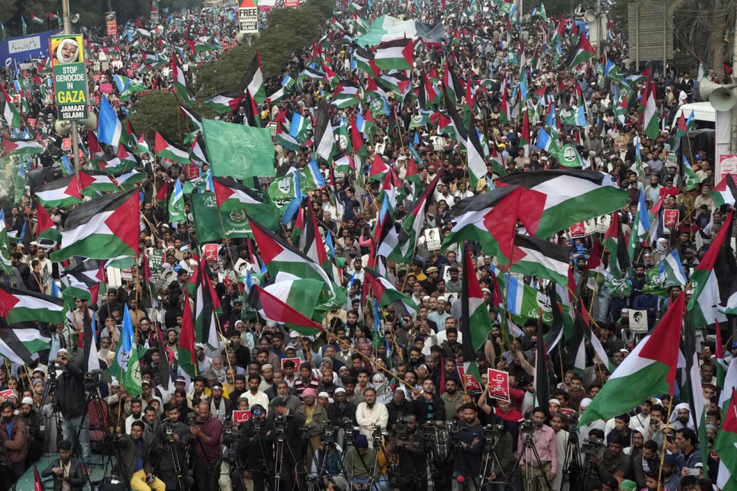 Miles marchan en Nueva York contra genocidio en Gaza