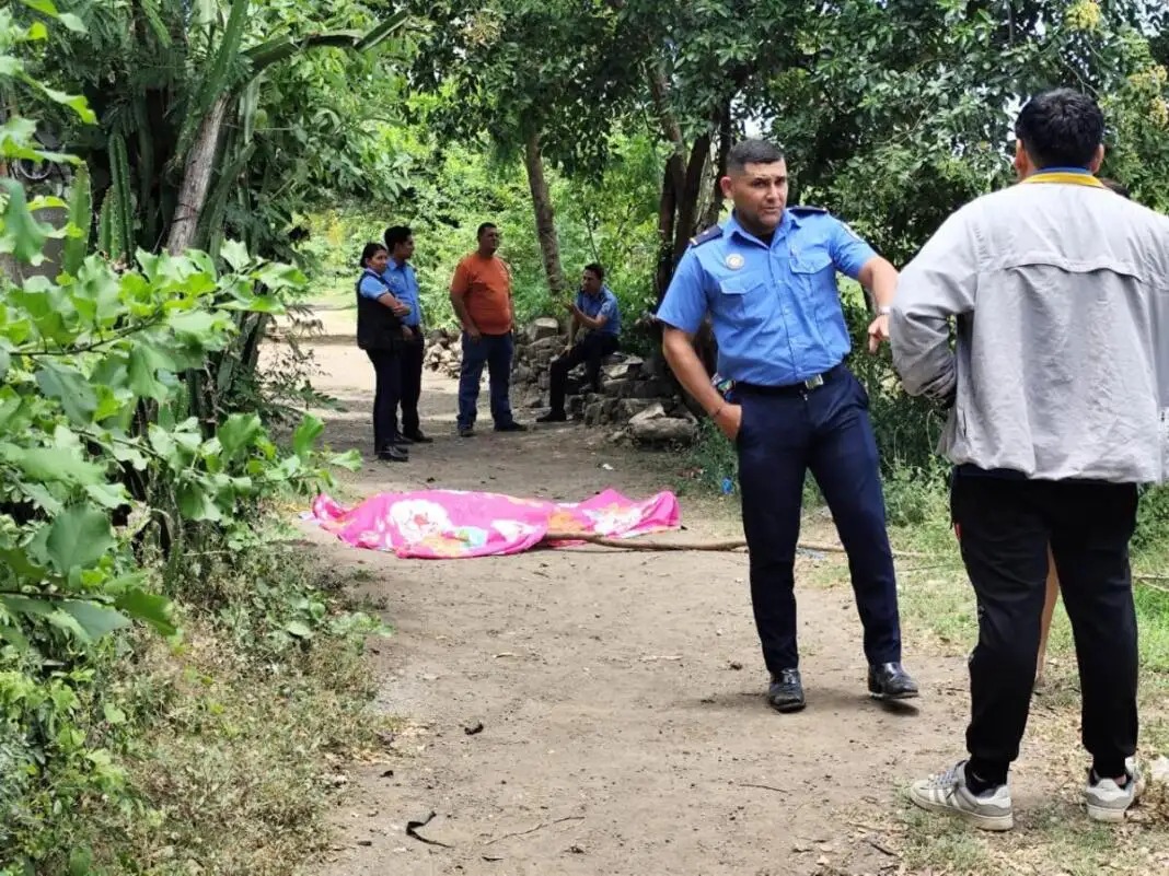 Sujeto muere electrocutado al intentar hacer una conexión ilegal en Tipitapa