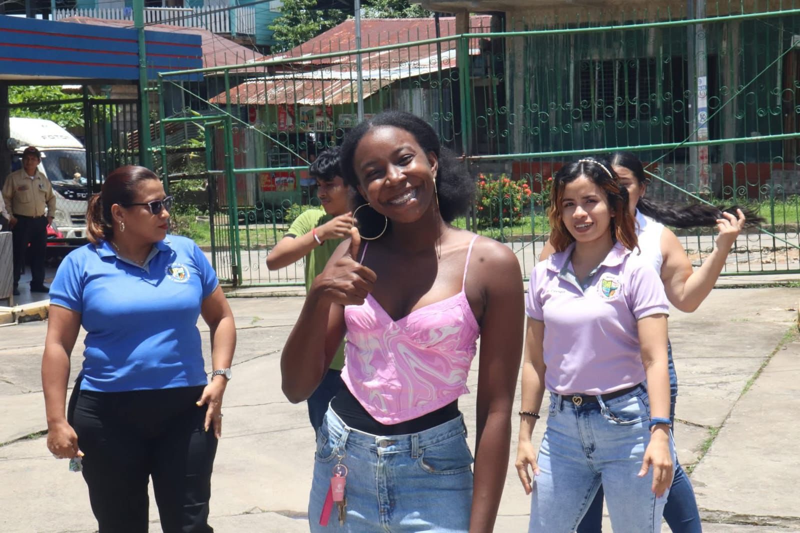 Inicia entrega de becas a más de 25 mil estudiantes de universidades públicas nicaragüenses