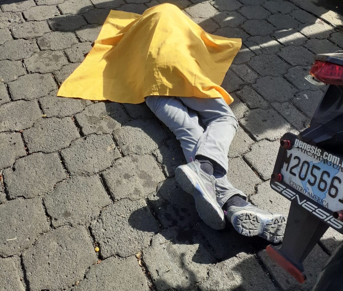 Vendedor de helados muere atropellado en la pista El Recreo en Managua