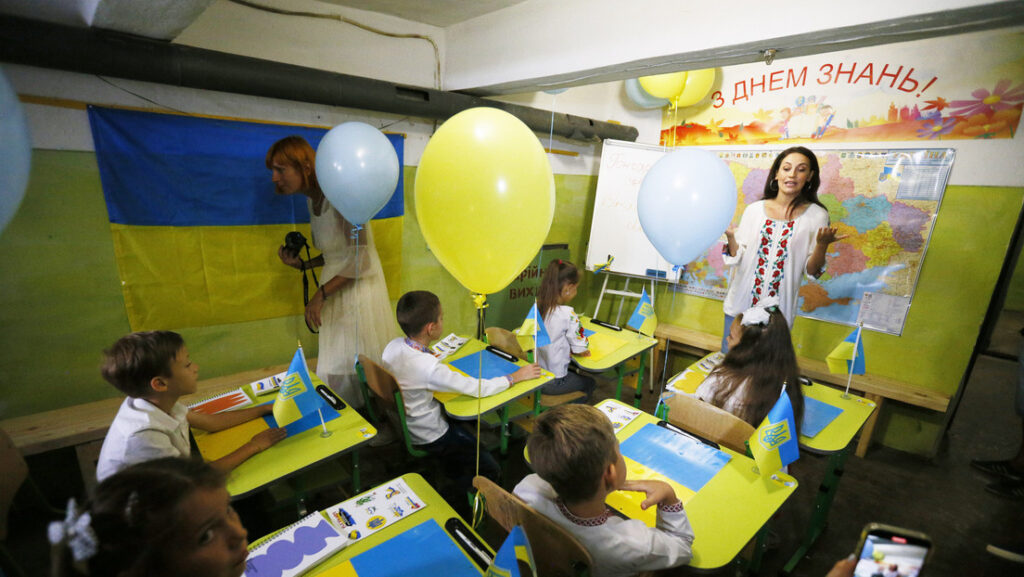 Lavrov: "Ucrania es el único país del mundo donde se prohíbe un idioma, pero eso no molesta a nadie"