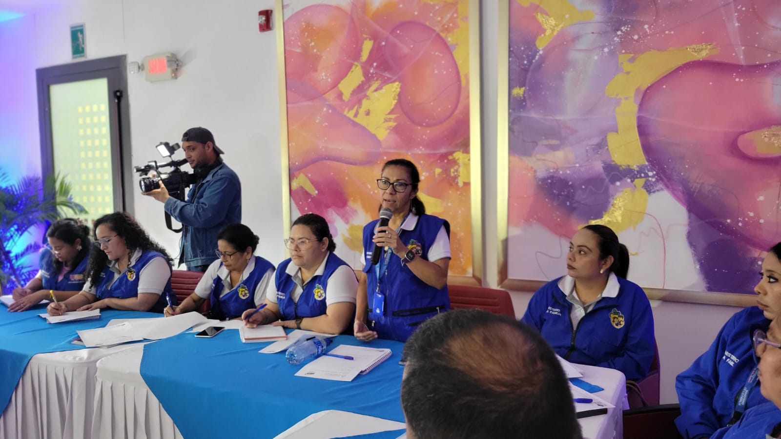 Mifamilia capacita a personal para reforzar la atención y protección de la niñez