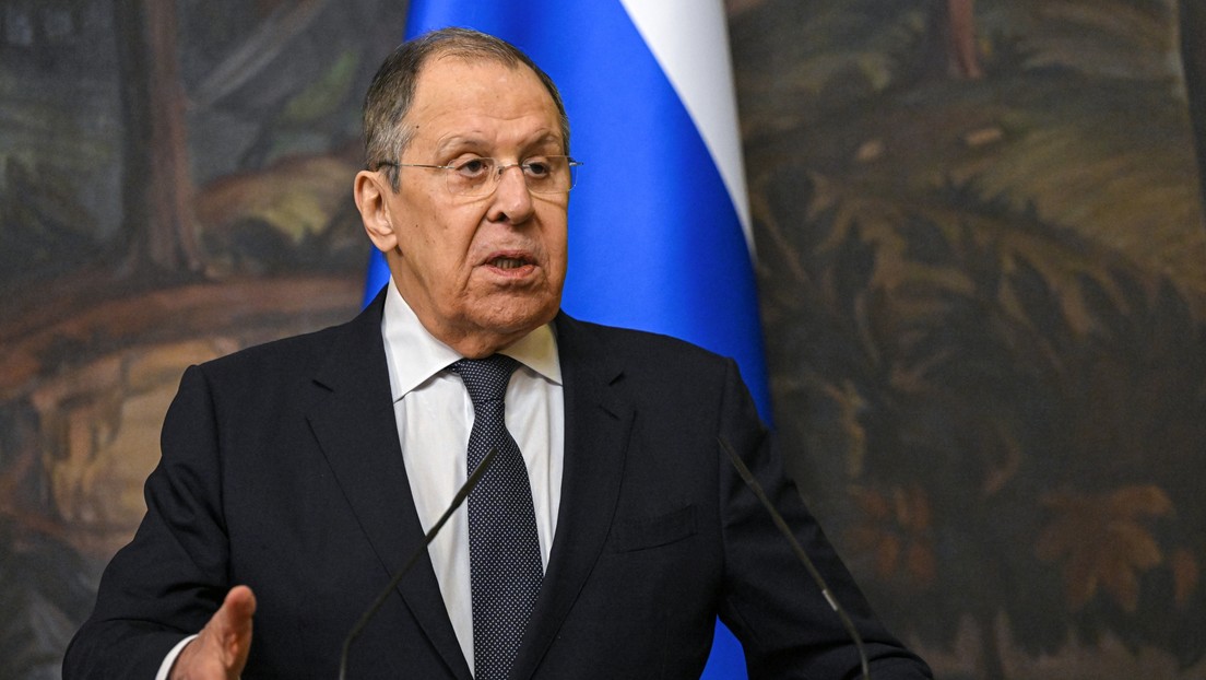 Lavrov: “Rusia no rechaza ningún formato de contactos para resolver la crisis ucraniana”