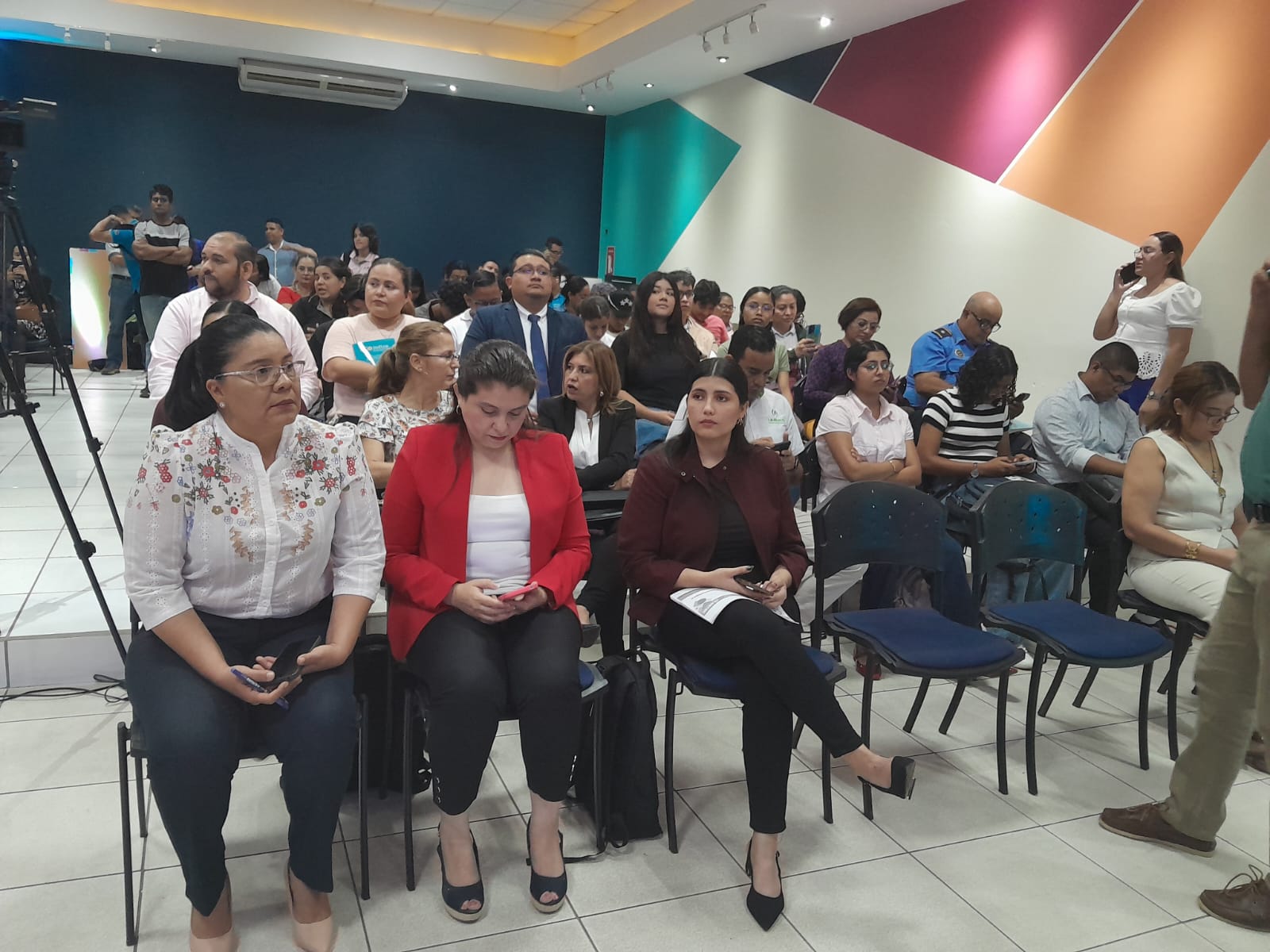 Desarrollan foro sobre avances en divulgación científica y tecnológica en Managua