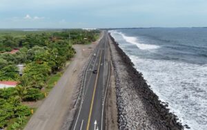Gobierno inaugura circunvalación en Corinto