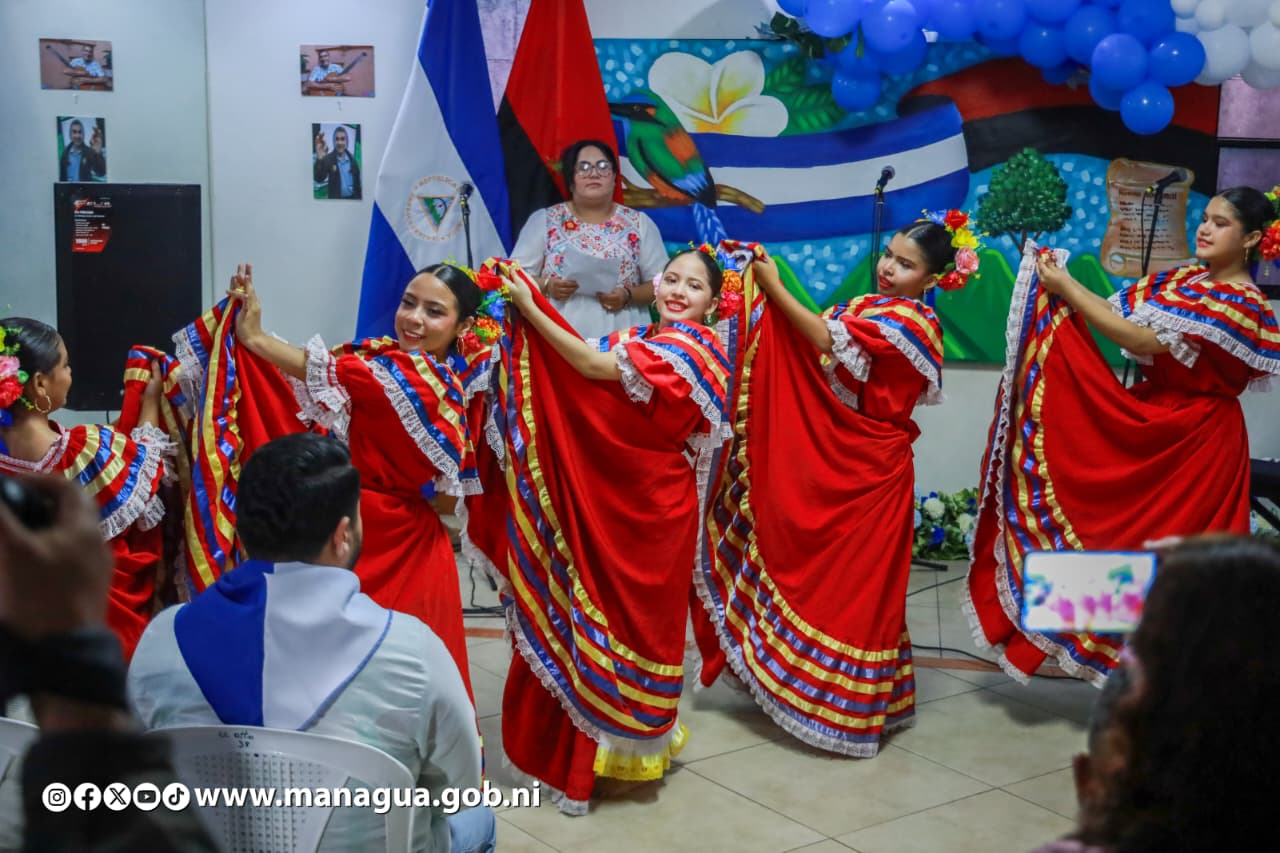 Comuna capitalina inaugura celebraciones del Mes Patrio con el festival Todos San Jacinto