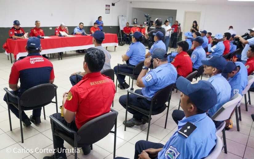 https://radio580.com.ni/bomberos-unidos-se-capacitan-en-tercer-curso-formativo-de-rescate-de-altura/