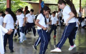 Estudiante celebran Juegos Tradicionales en Managua