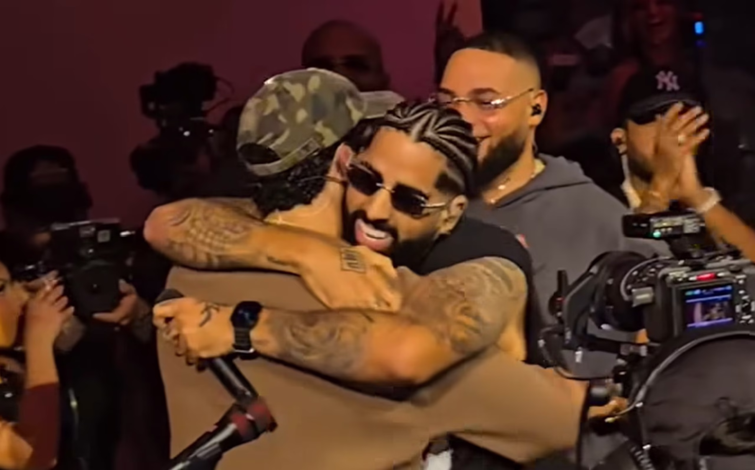 DJ Luian le pide disculpas a Bad Bunny en pleno concierto