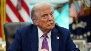 WSJ: La UE rechazó propuesta de Trump de imponer aranceles elevados a China e India