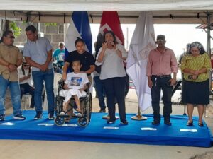 Familia en estado de vulnerabilidad recibe vivienda digna en Managua