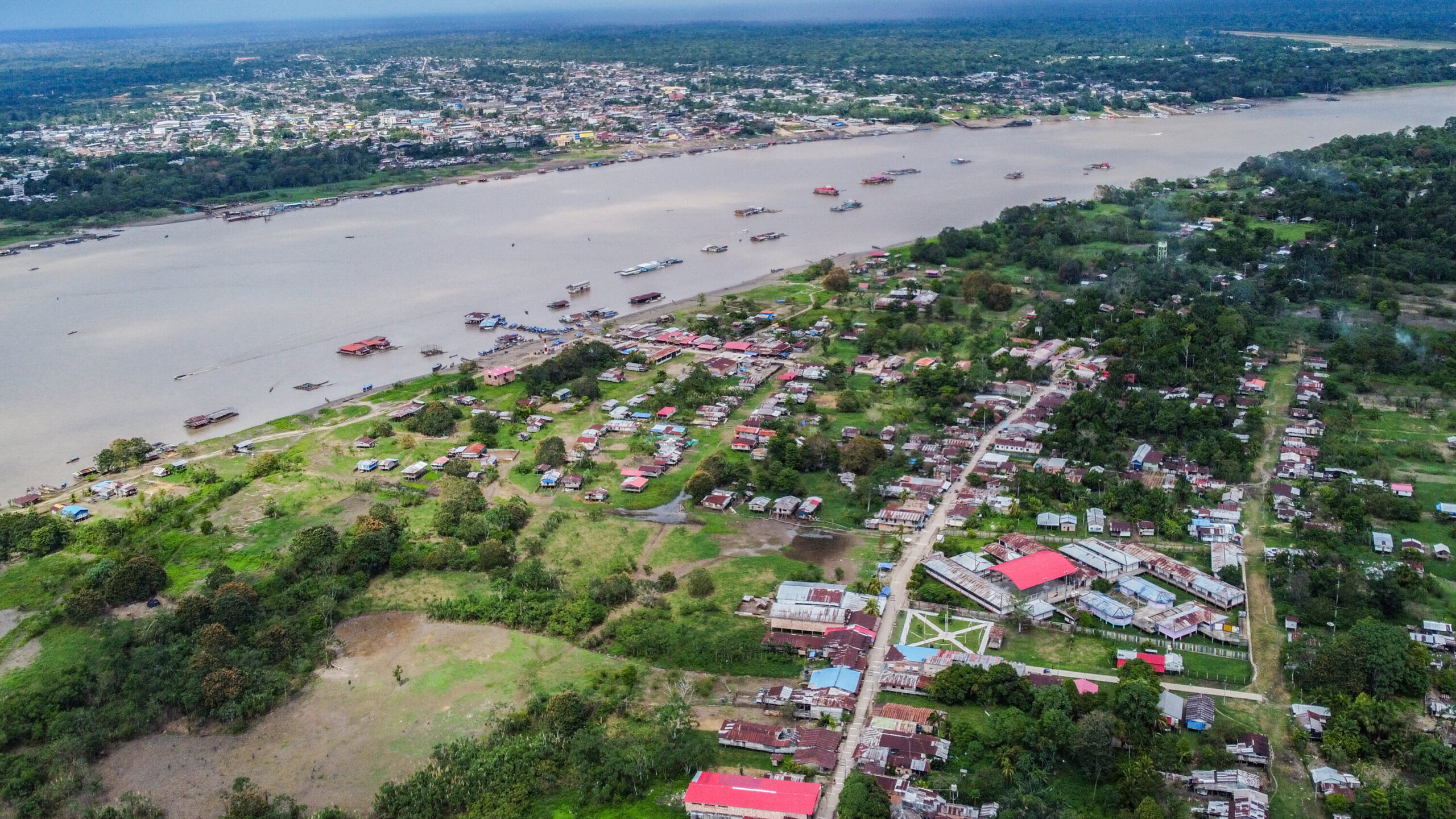 Colombia y Perú se reúnen para discutir sobre la soberanía de una isla