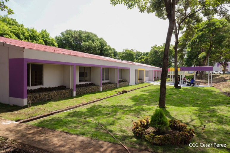 Más de 60 cursos imparten en la universidad de emprendedores La Sandino en Managua