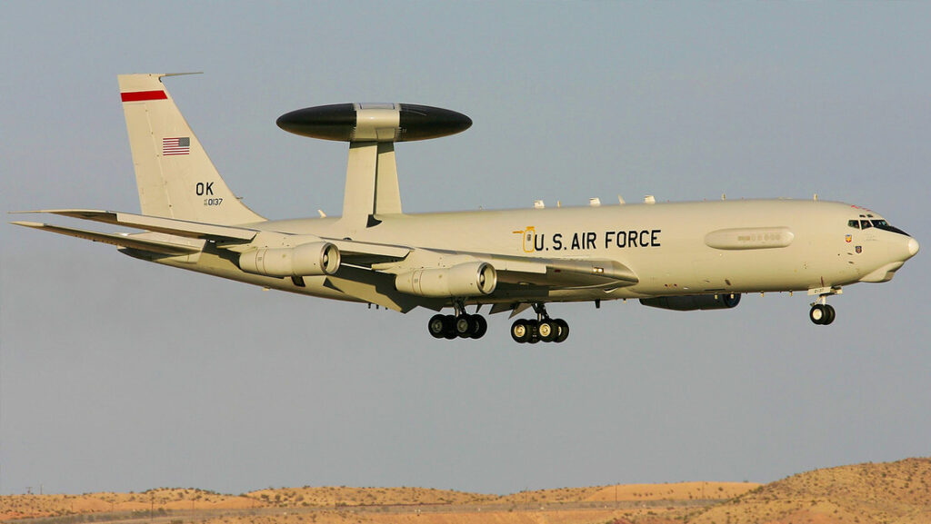 Venezuela denuncia vuelos frecuentes de aviones militares de EE.UU. cerca de sus costas en plena tensión en el Caribe