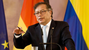 "Grosería profunda" y "mentiras": Petro carga contra EE.UU. por la descertificación de Colombia