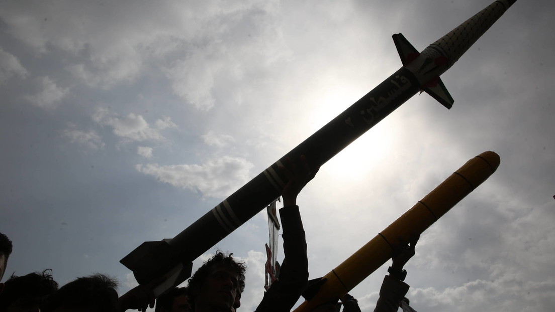 Hutíes atacan un “objetivo militar israelí sensible” con un misil balístico hipersónico