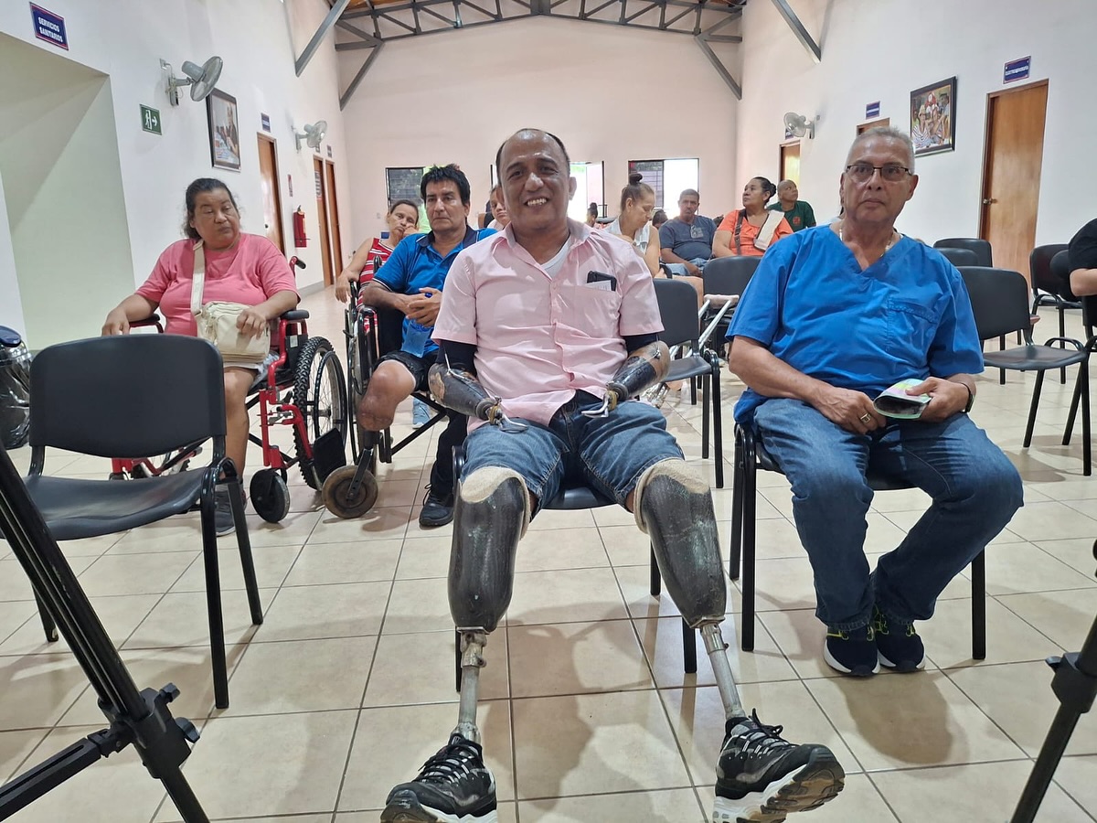 Brigada de la India inicia colocación gratuita de prótesis en Managua