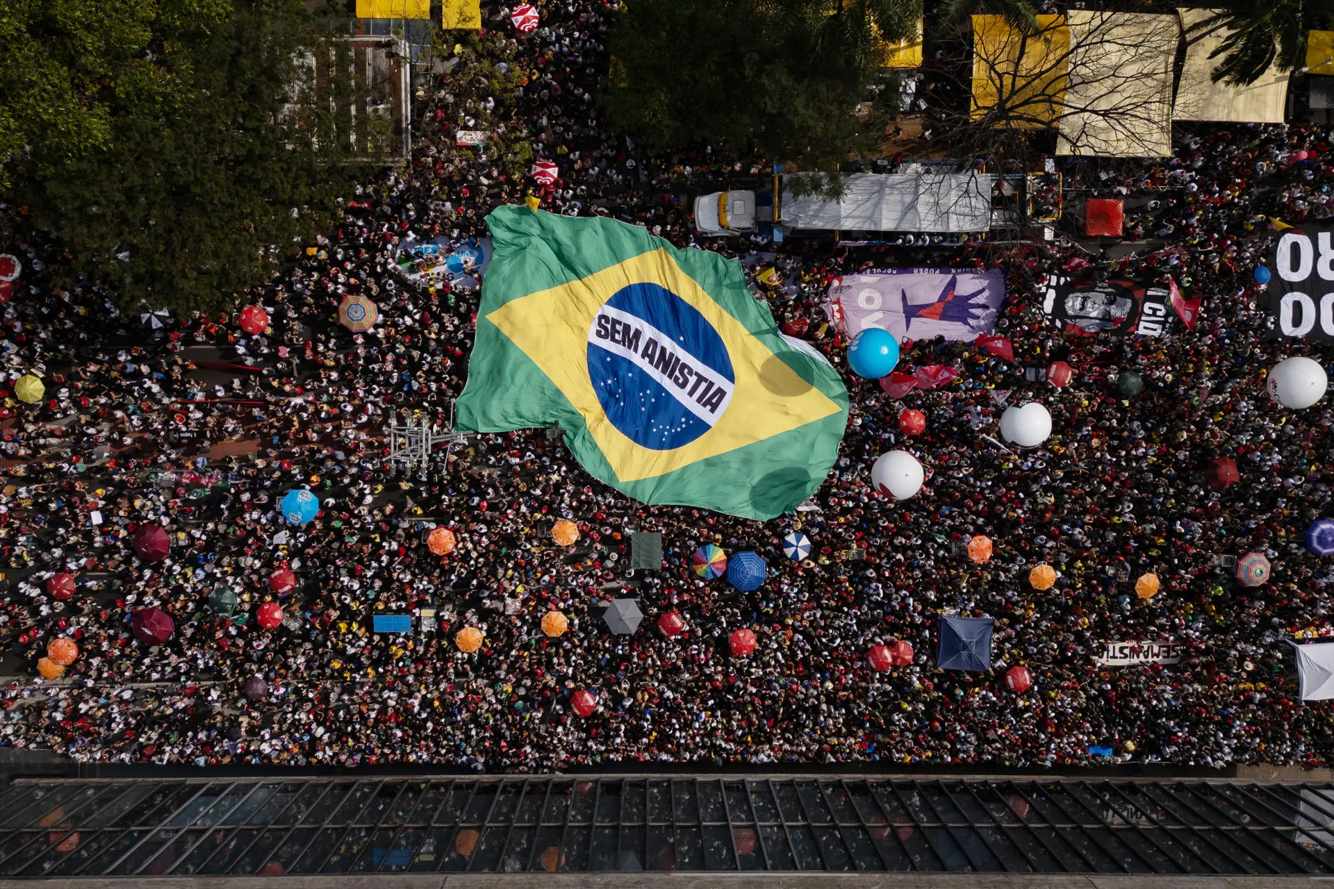 Marchas en 16 capitales de Brasil contra proyecto de amnistía a Bolsonaro