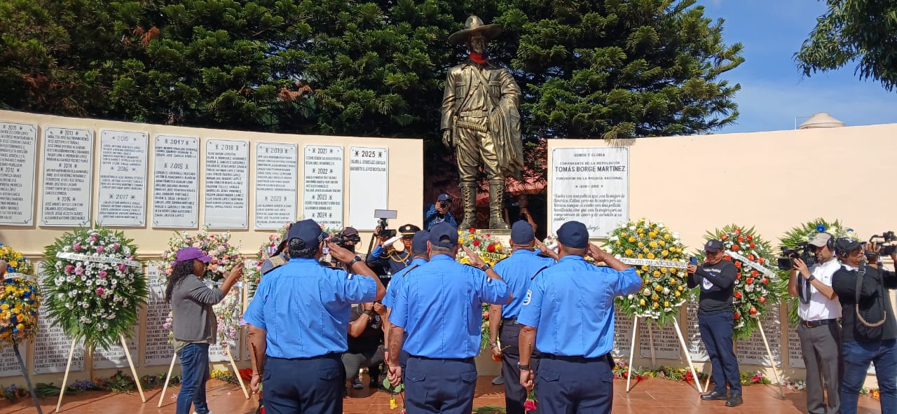 Inicia conmemoración de los 46 años de la Policía Nacional con homenaje a 526 oficiales caídos